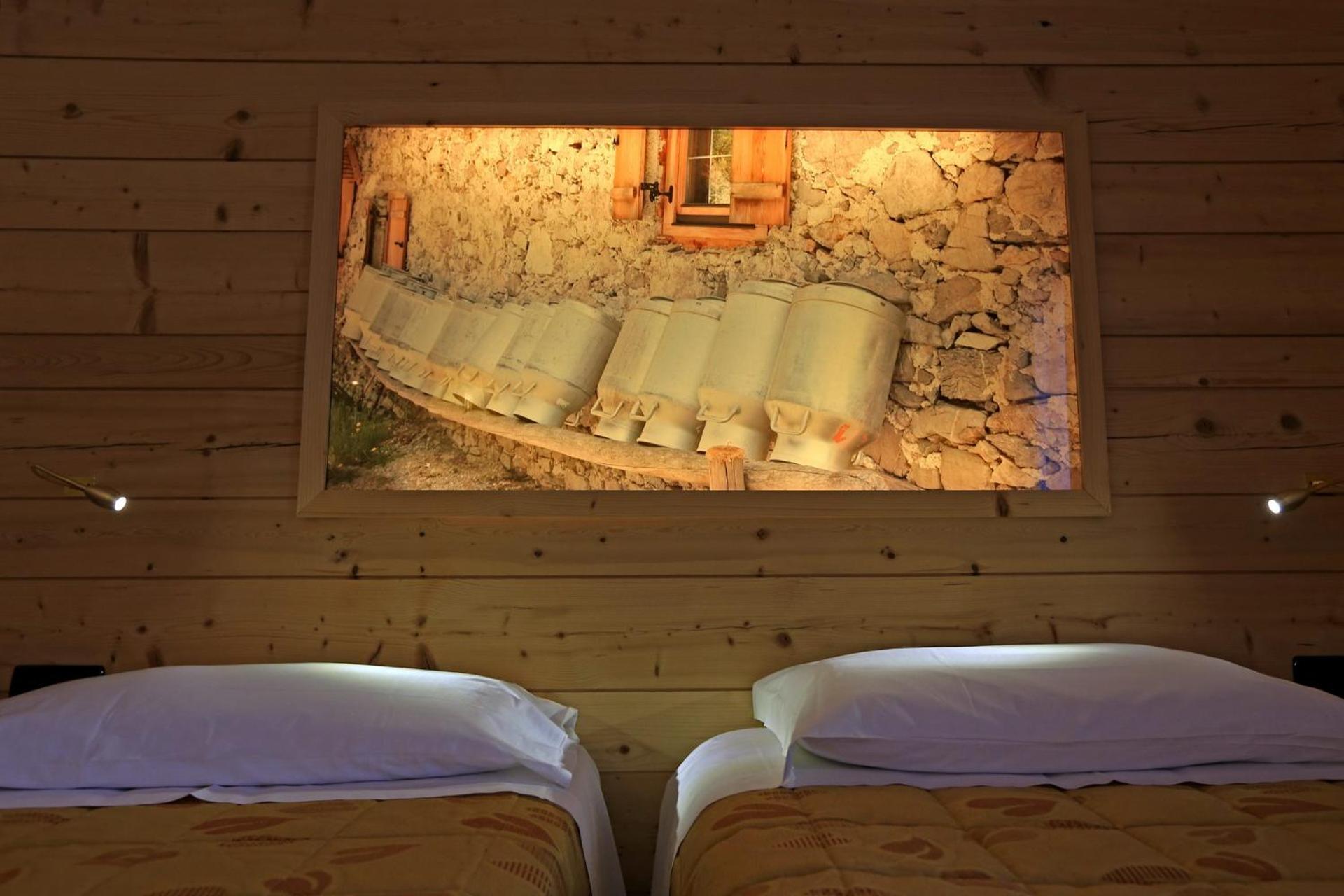 Hotel Ladina Campitello di Fassa Extérieur photo